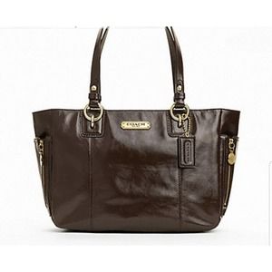 VINTAGE COACH GALLERY ZIP PATENT LEATHER